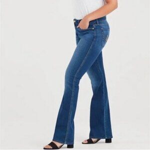 NWT 7 For All Mankind A Pocket Flare Jeans Size 32